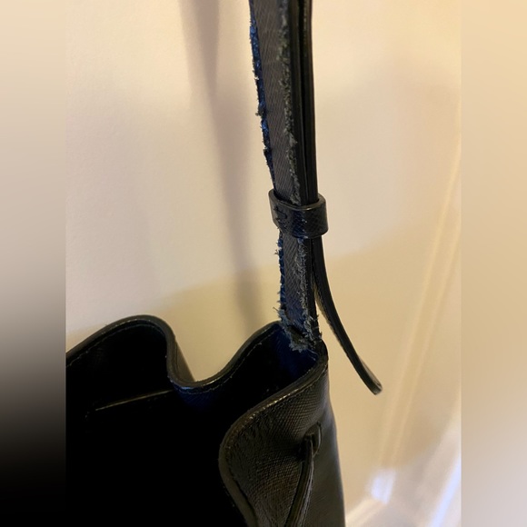 Cuyana Mini Bucket Drawstring Bag - Picture 4 of 6